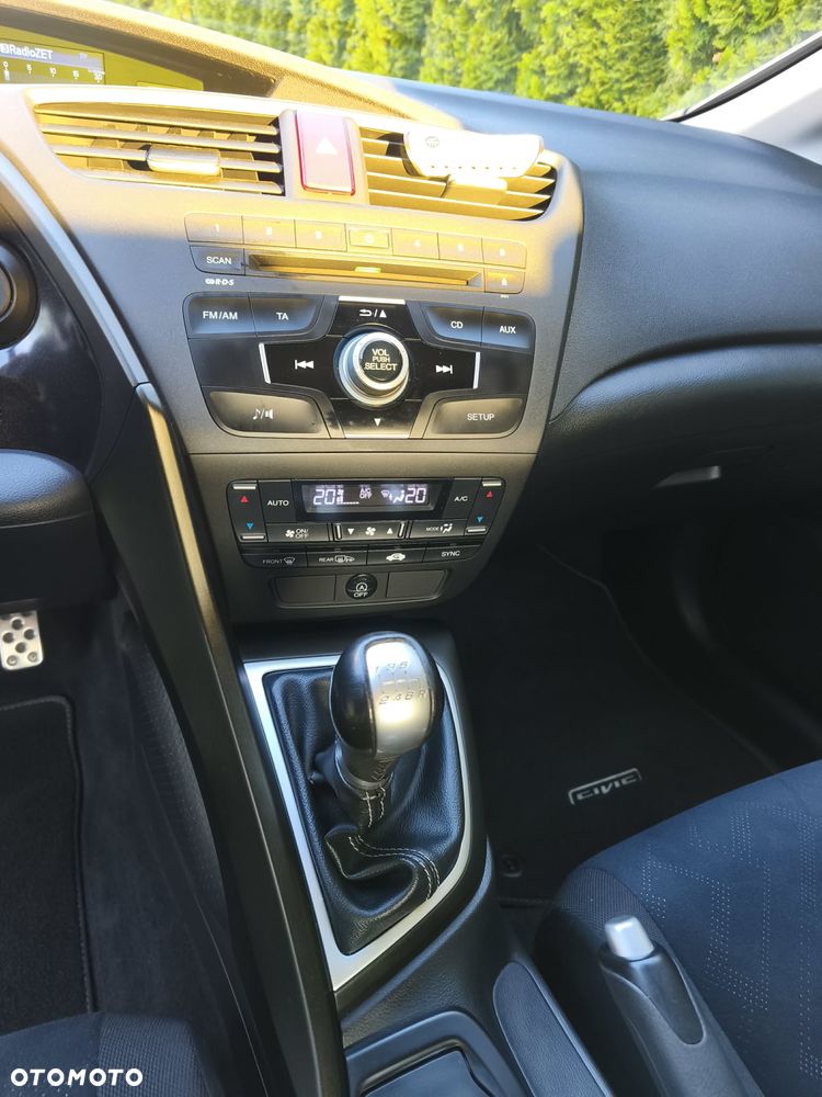 Honda Civic 1.8 i-VTEC Sport - 13