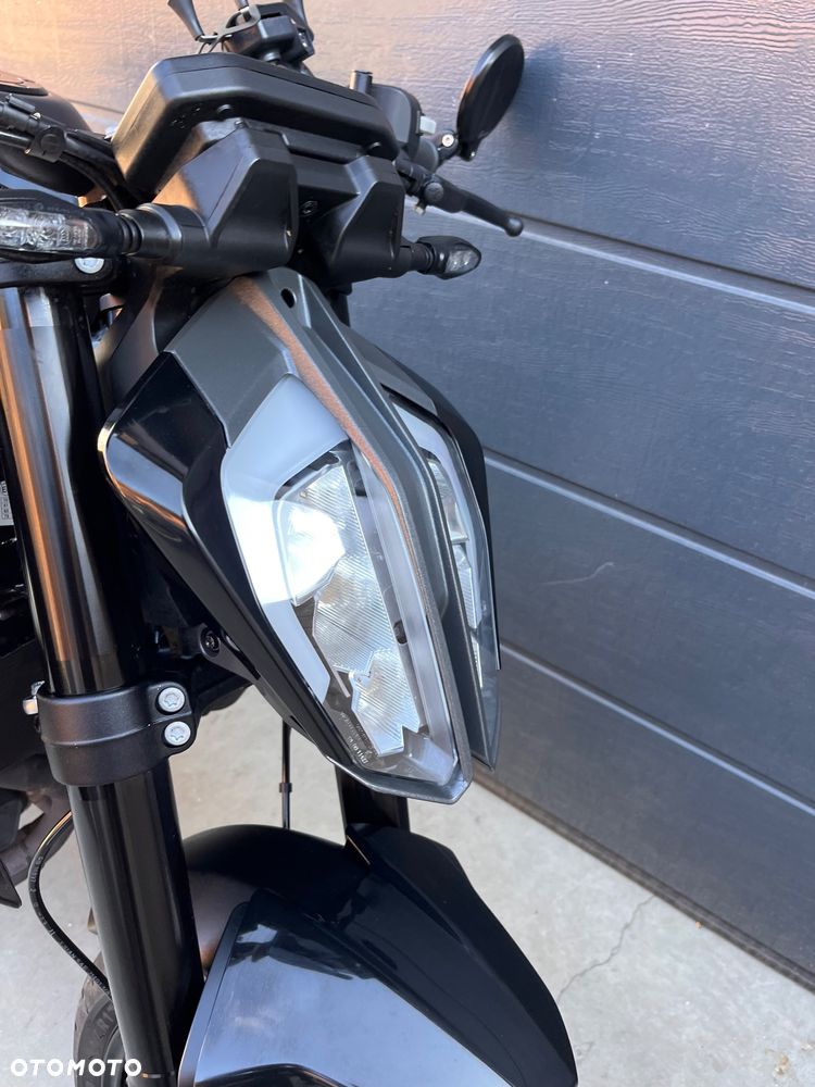 KTM Duke 790 - 10