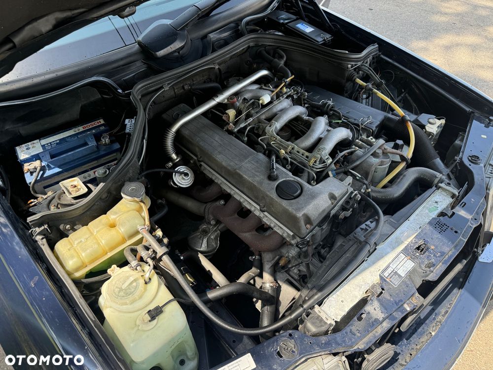 Mercedes-Benz W124 (1984-1993) - 21