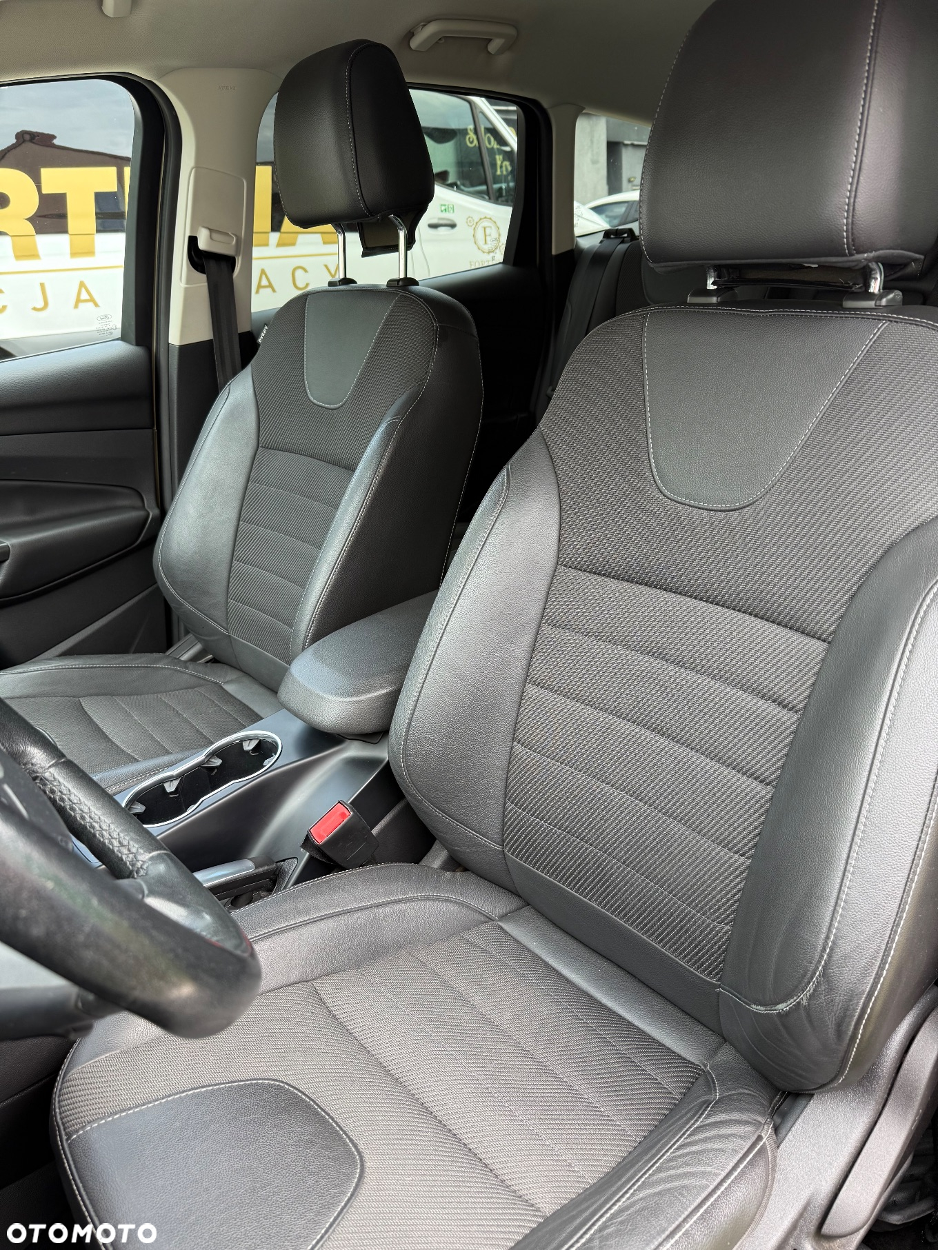 Ford Kuga 2.0 TDCi 4WD Titanium - 16