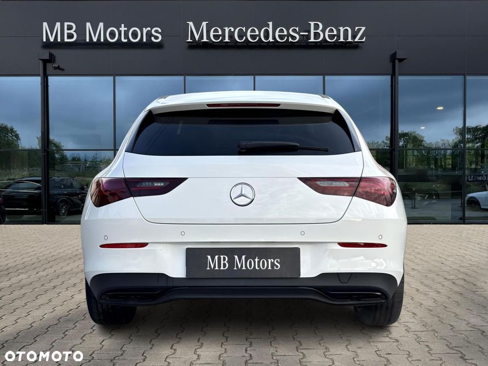 Mercedes-Benz CLA - 8