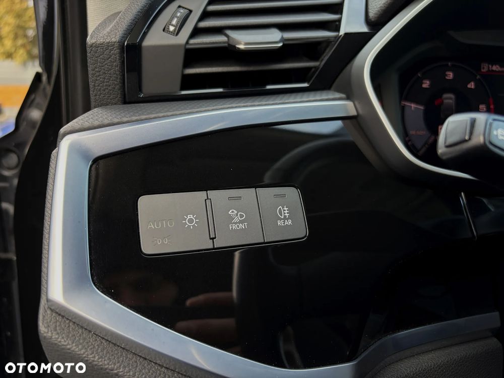 Audi Q3 Sportback 35 TDI S tronic - 32