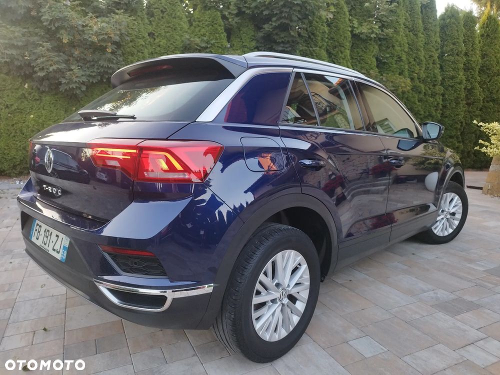 Volkswagen T-Roc - 13