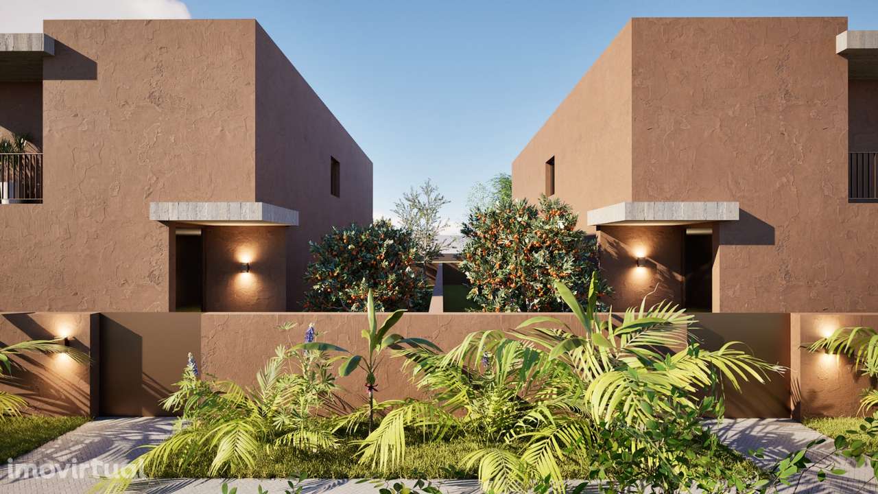 Terreno de 4125 m² com acesso alcatroado - Grande imagem: 2/17