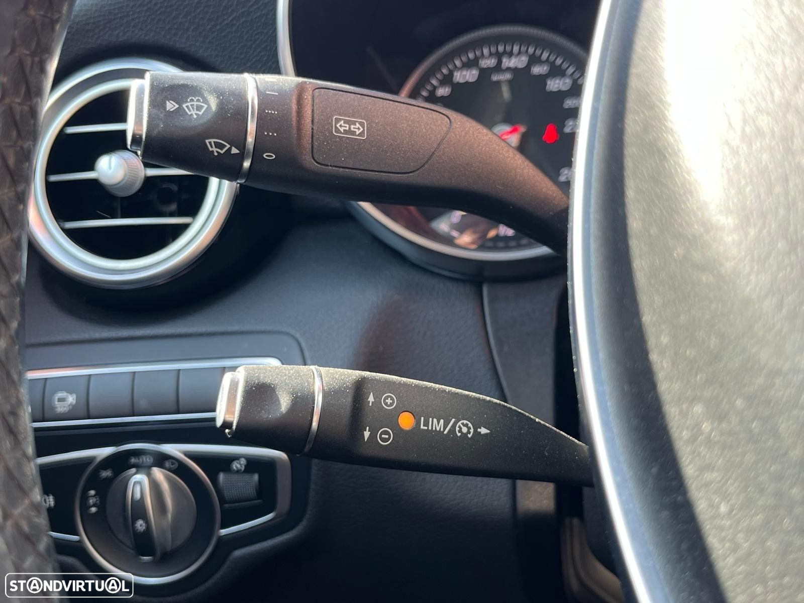 Mercedes-Benz C 220 d AMG Line - 27
