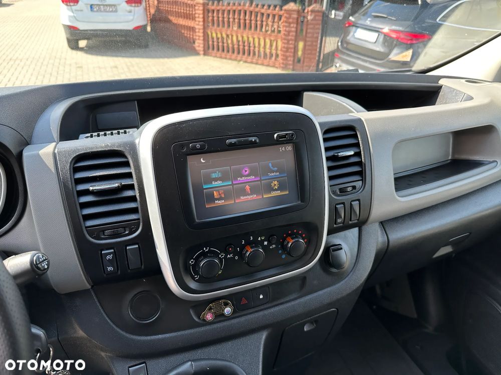 Renault Trafic - 11