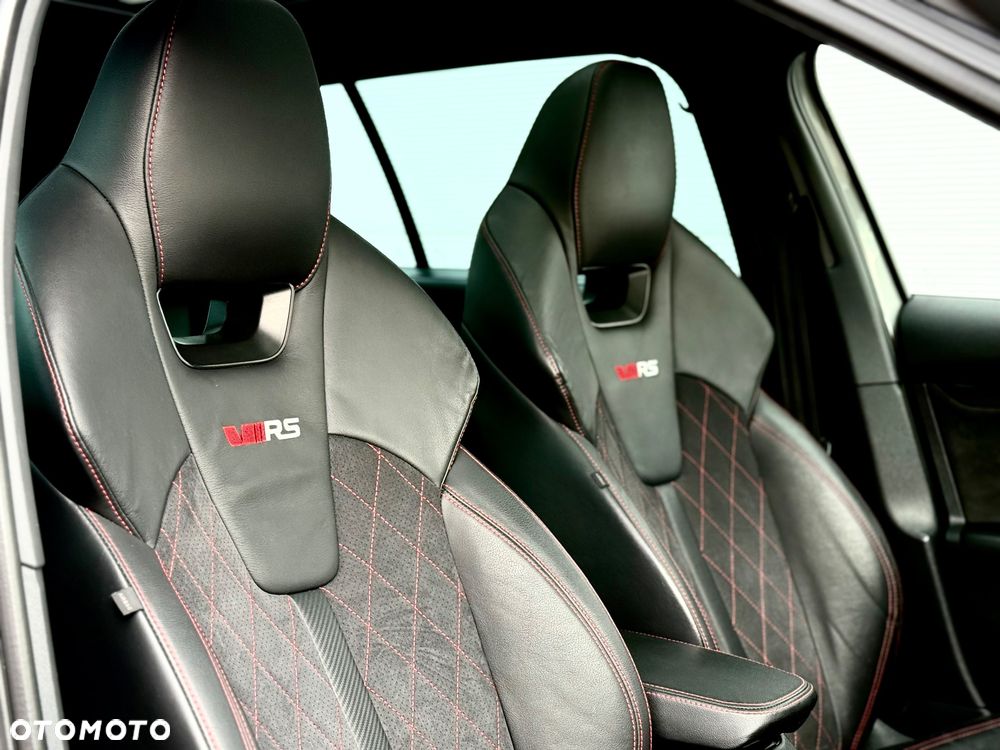 Skoda Octavia 2.0 TDI DSG RS Plus - 31