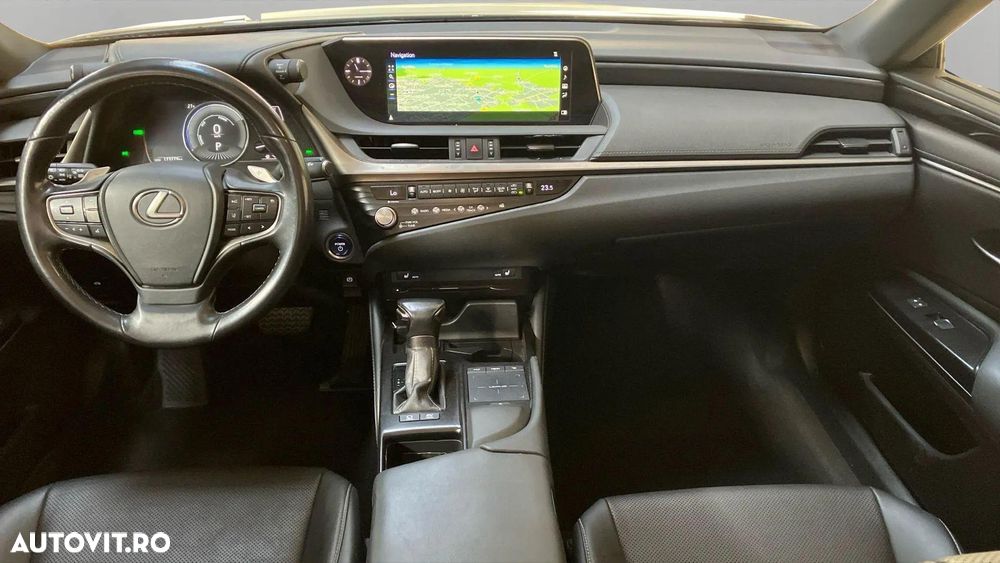 Lexus Seria ES 300h Executive Line - 8
