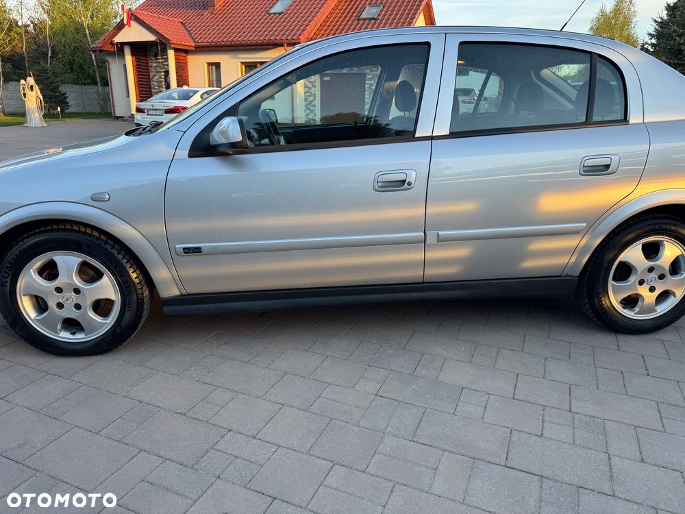 Opel Astra 1.6 Elegance Easytronic - 7