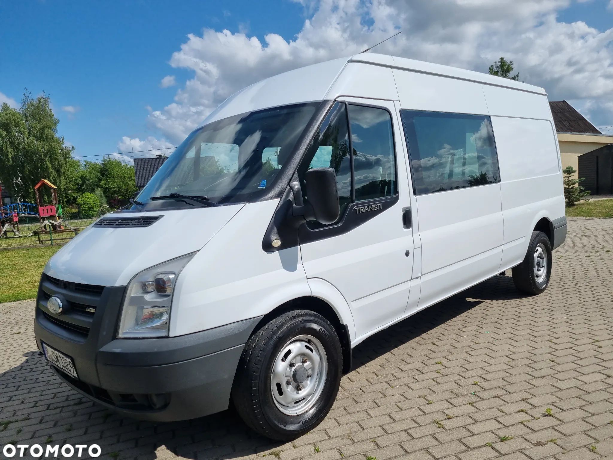 Ford Transit - 1