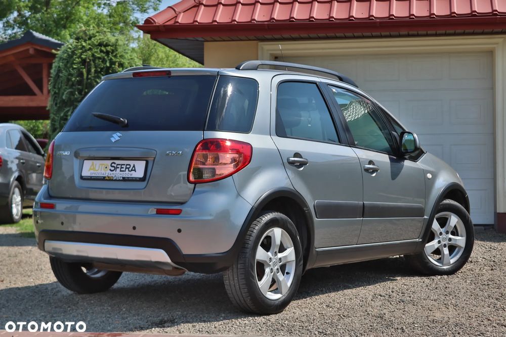 Suzuki SX4 1.6 Premium - 8