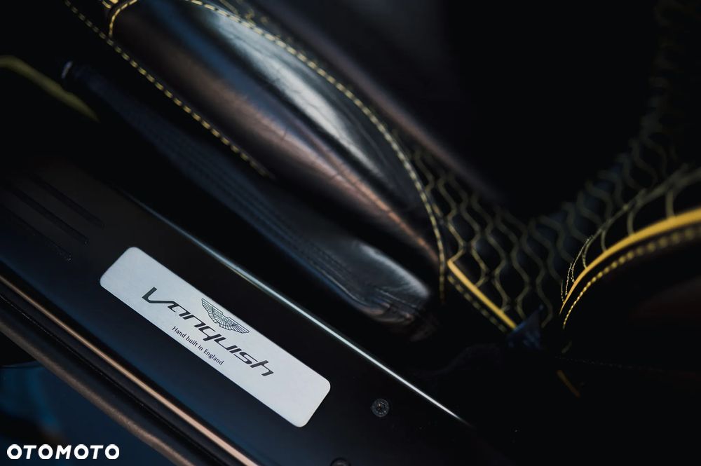 Aston Martin Vanquish Coupe - 9