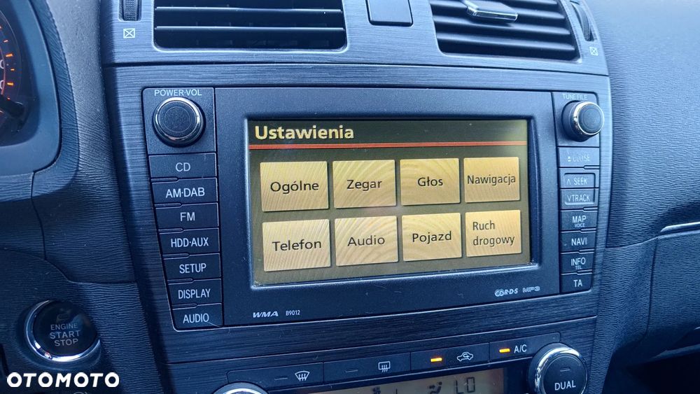 Toyota Avensis 1.8 Sol NAVI - 17