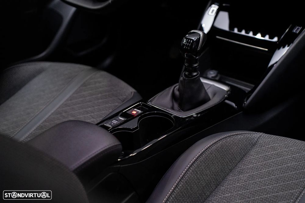 Peugeot 2008 PureTech 100 Allure - 22