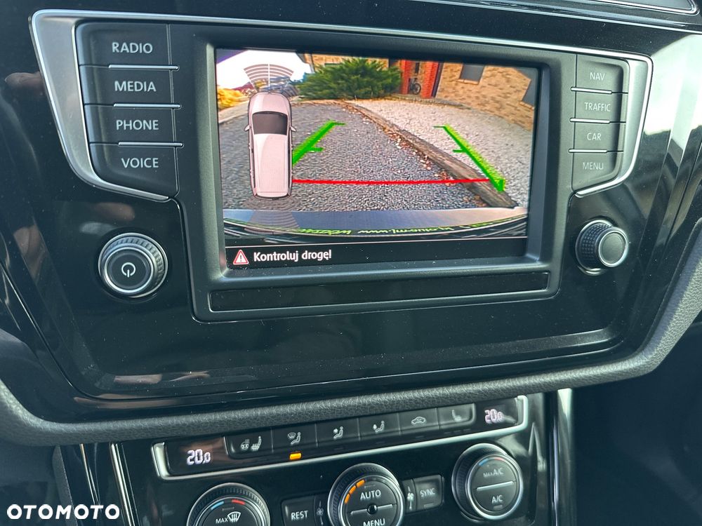 Volkswagen Touran 1.6 TDI SCR BlueMotion Technology Comfortline - 11