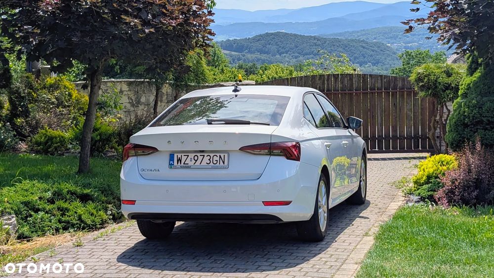 Skoda Octavia 2.0 TDI Ambition - 10