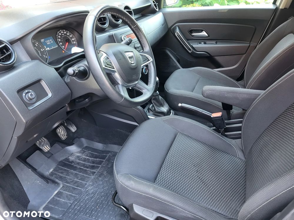 Dacia Duster TCe 125 4x4 Blackshadow - 6