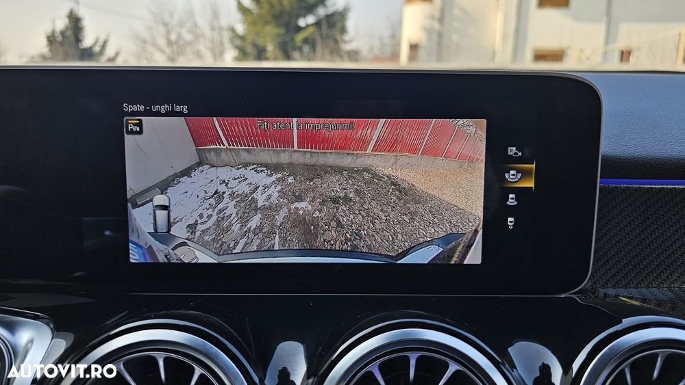 Mercedes-Benz GLB 220 d 8G-DCT AMG Line - 13