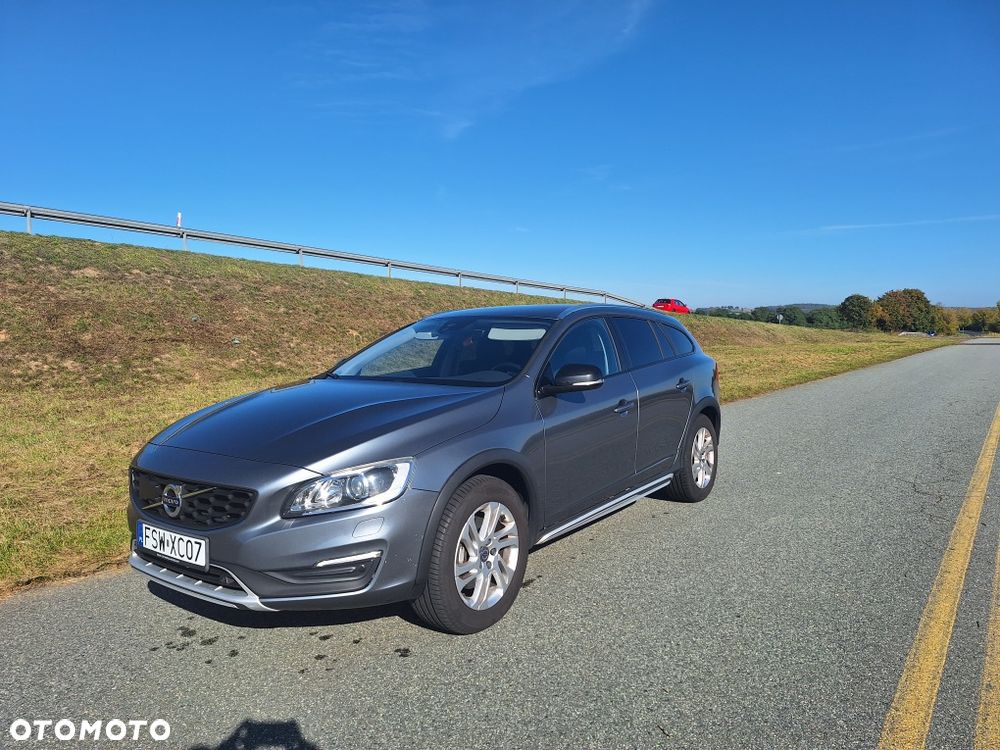 Volvo V60 2016 photo 3