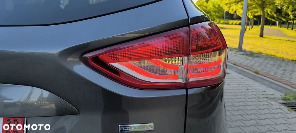 Ford Kuga 1.6 EcoBoost 2x4 Individual - 6