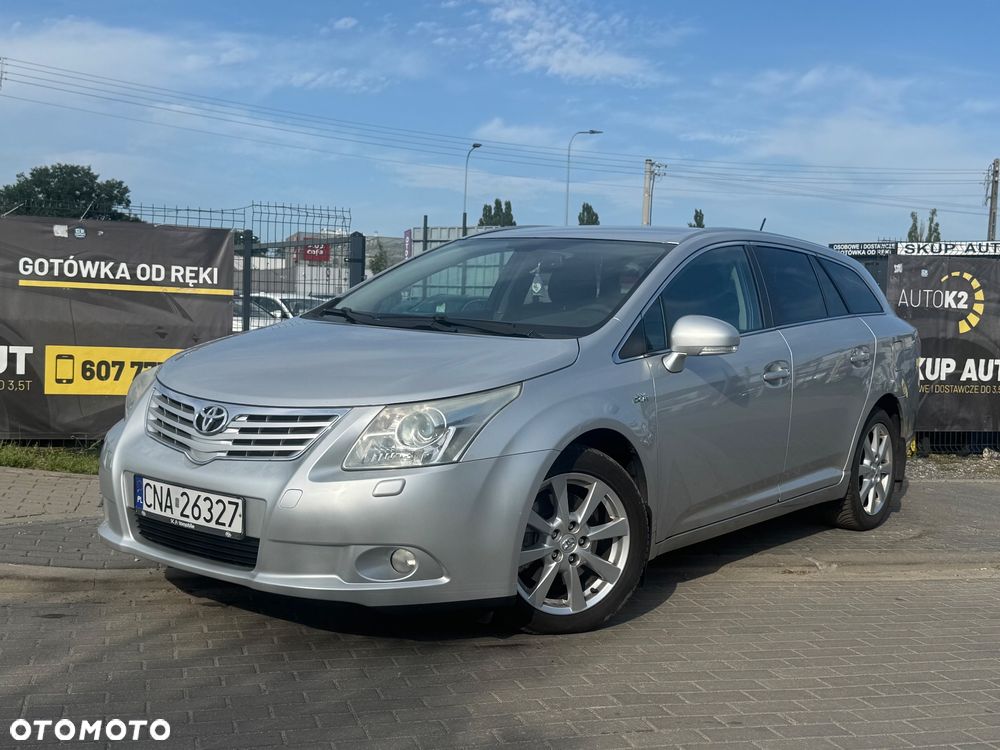 Toyota Avensis 2.2 D-CAT Combi Executive