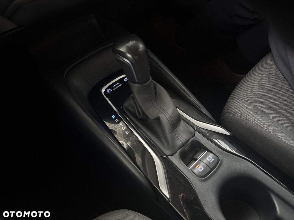 Toyota Corolla 1.8 Hybrid Comfort - 25