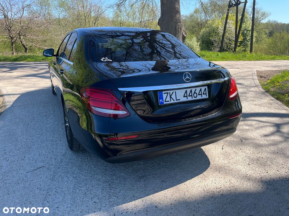 Mercedes-Benz Klasa E 250 CGI BlueEFFICIENCY Automatik - 13
