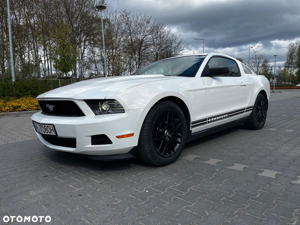 Ford Mustang 3.7 V6 Premium - 1