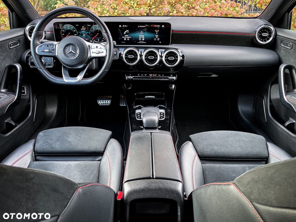 Mercedes-Benz Klasa A 180 7G-DCT AMG Line - 19