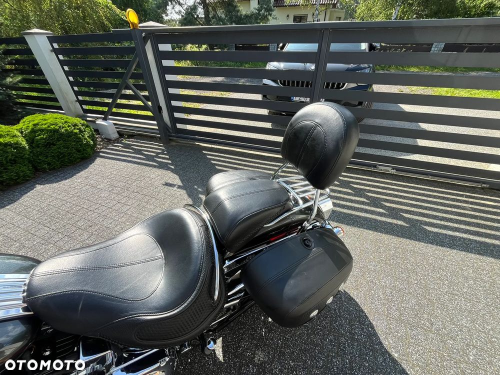 Harley-Davidson Softail Deluxe - 13