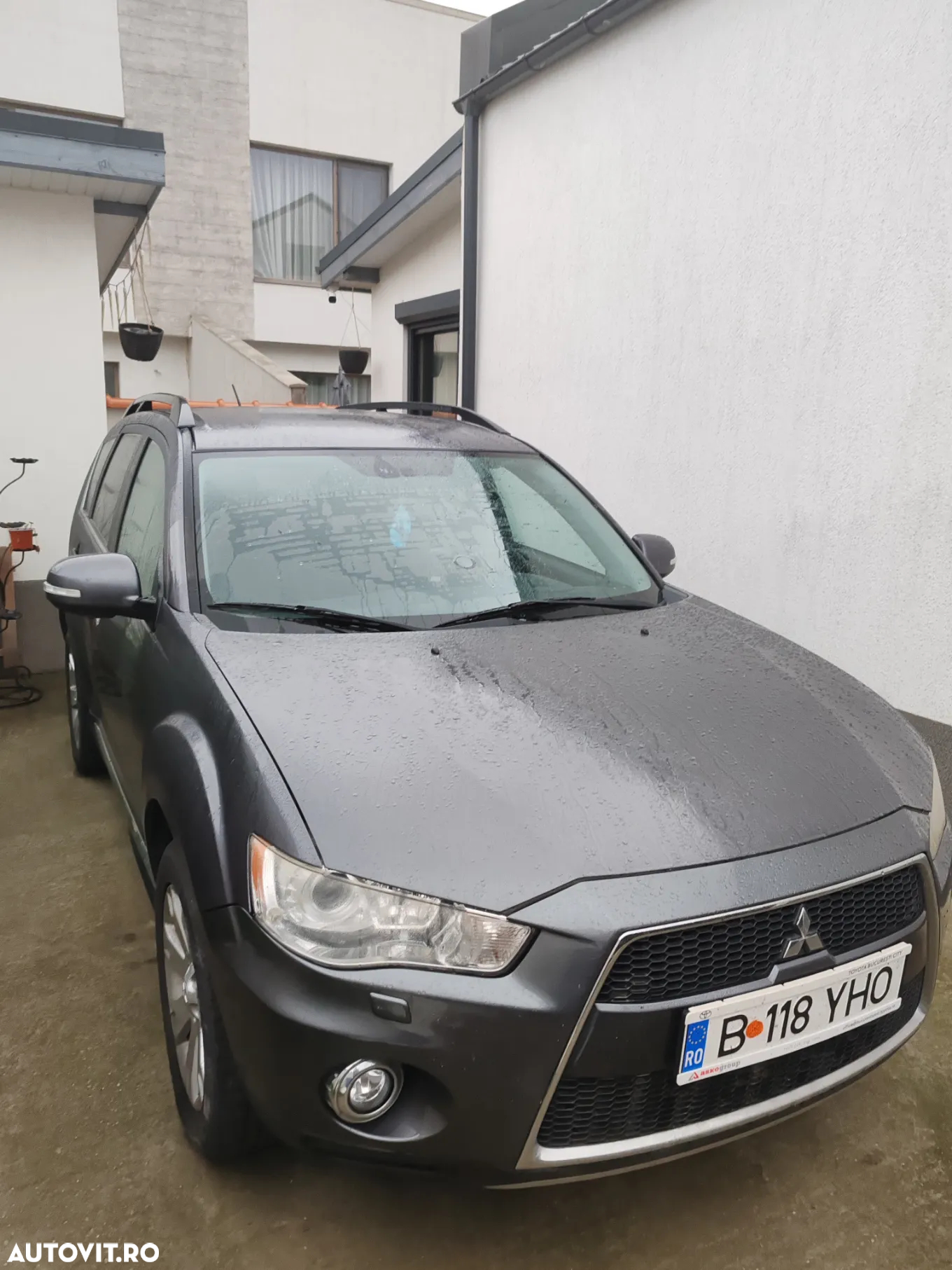 Mitsubishi Outlander - 15