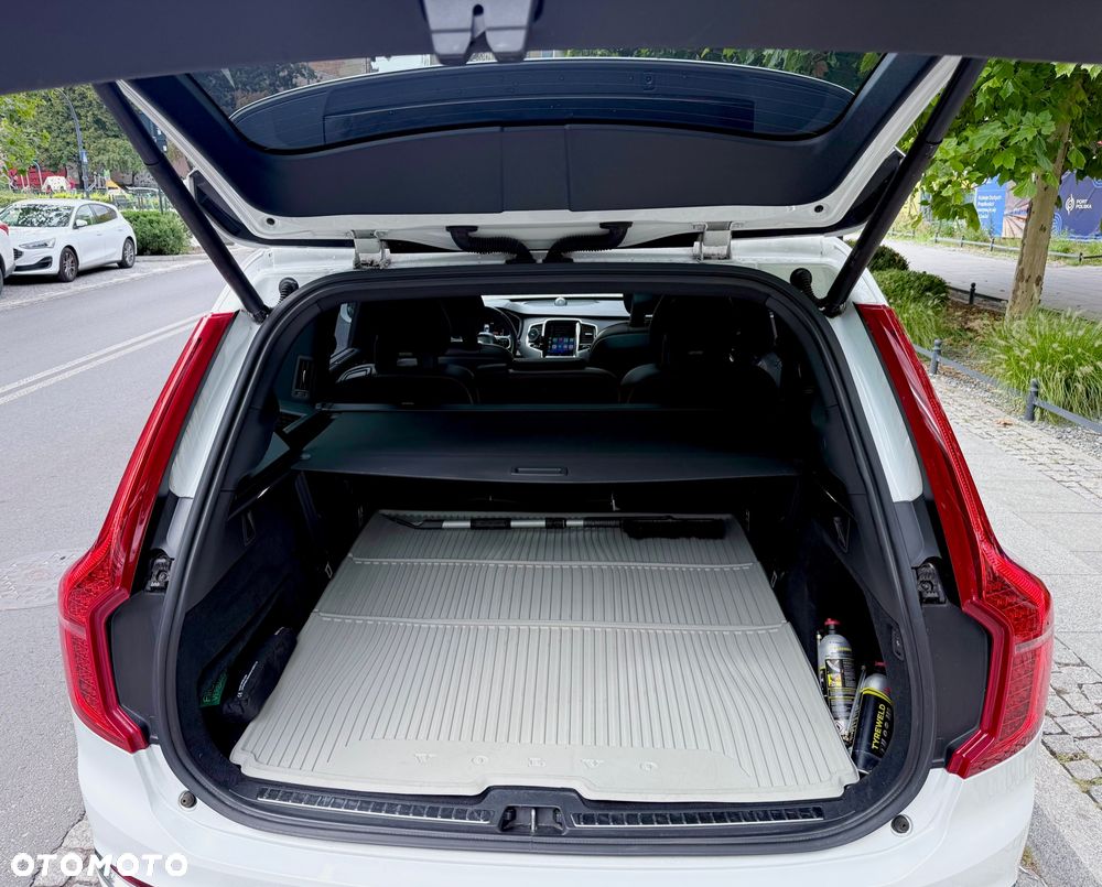 Volvo XC 90 - 10