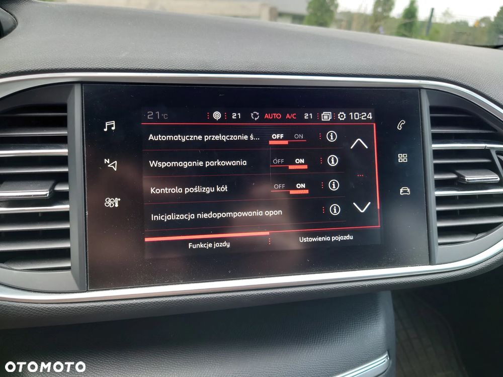 Peugeot 308 - 24