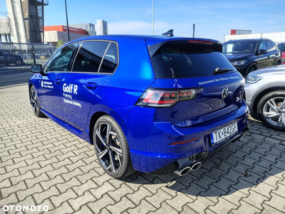 Volkswagen Golf - 4