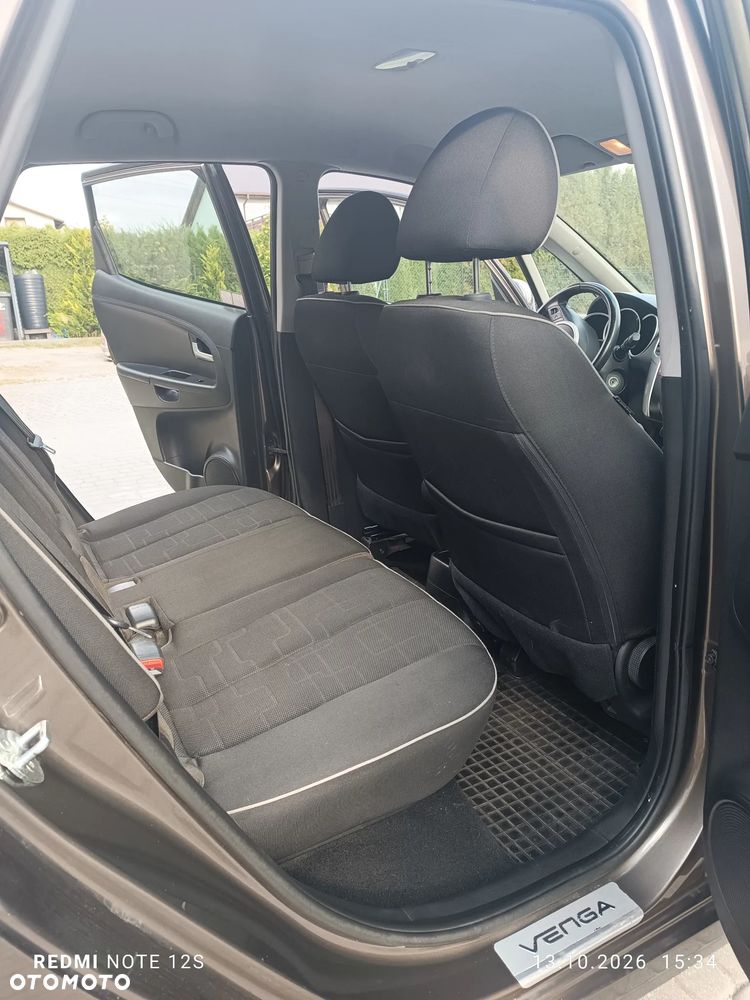 Kia Venga - 6