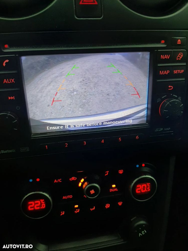 Nissan Qashqai 1.6 DCI TEKNA+ - 13