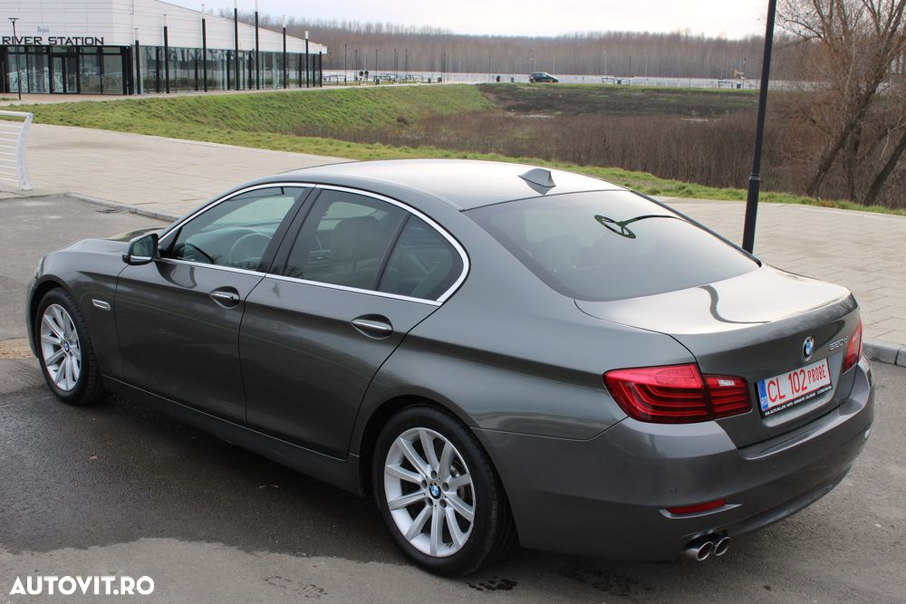 BMW Seria 5 520d Aut. - 17