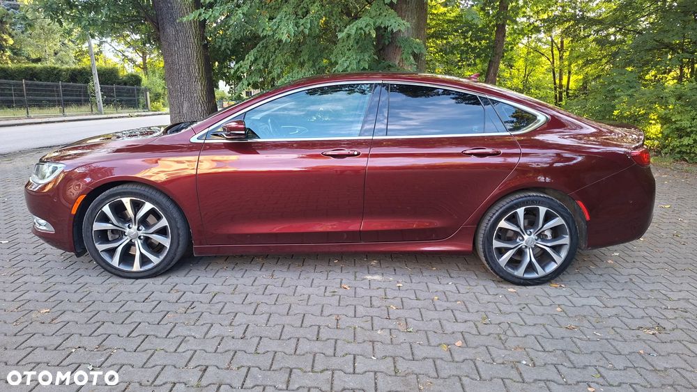 Chrysler 200 - 8