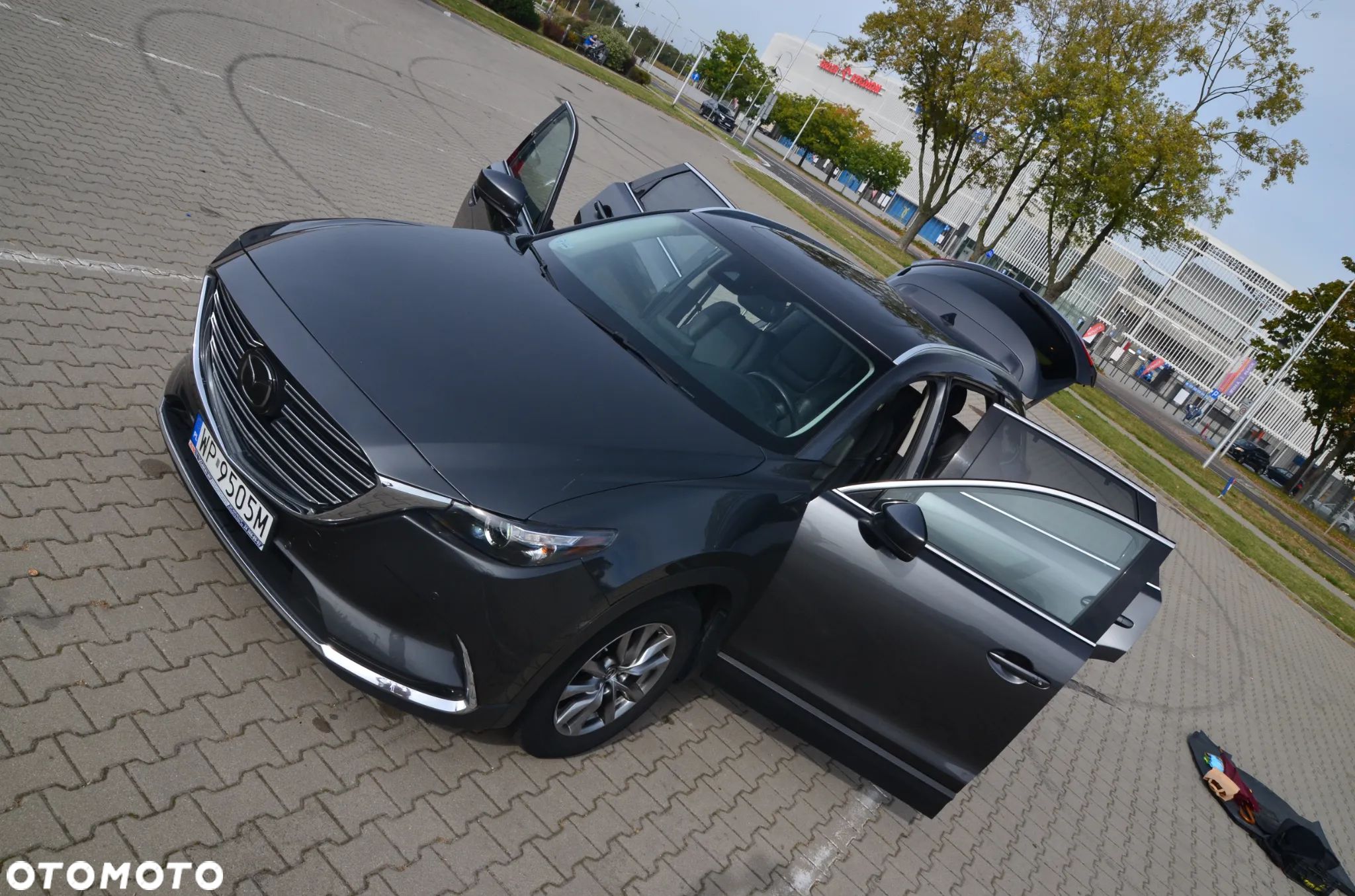 Mazda CX-9 - 1