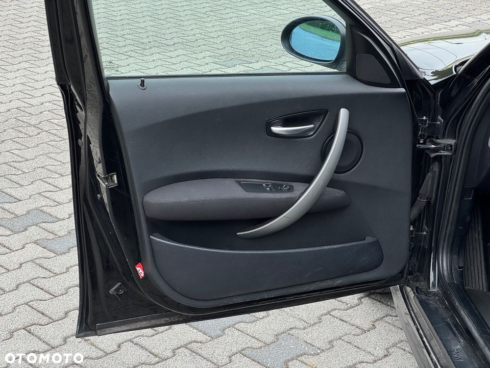 BMW Seria 1 - 15