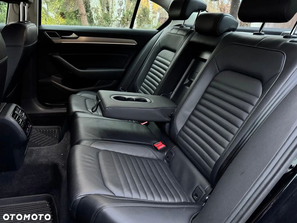 Volkswagen Passat 2.0 TSI BMT Highline DSG - 27