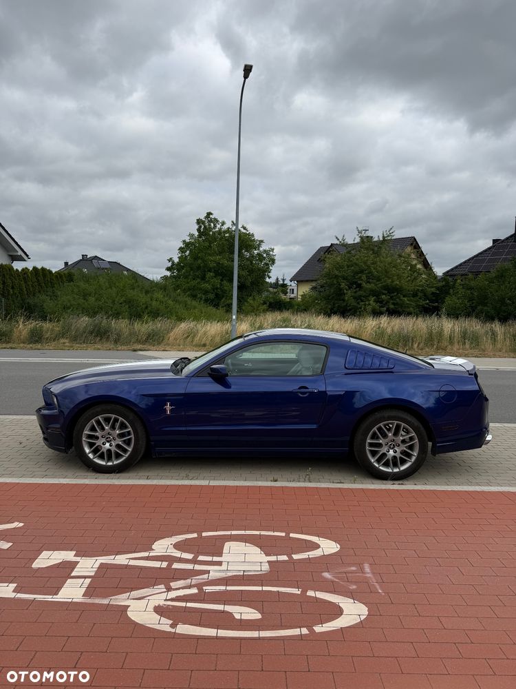 Ford Mustang 3.7 V6 Premium - 8