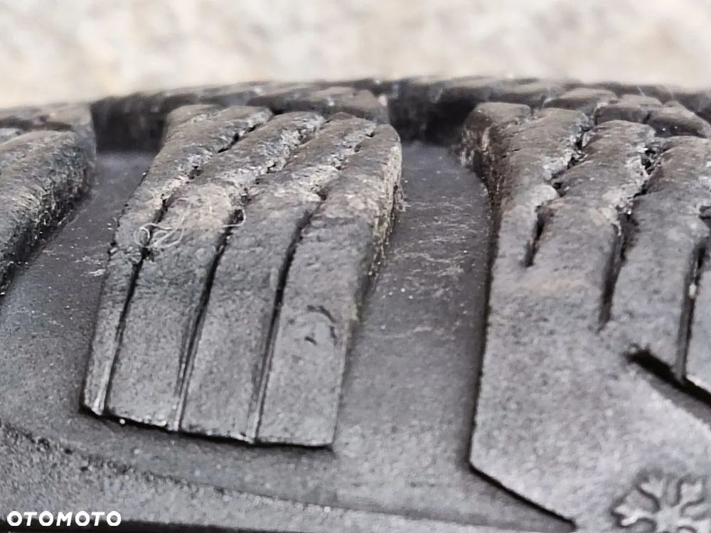 Koło Skoda Octavia z Opona Zimowa 195/60 R16 - 16