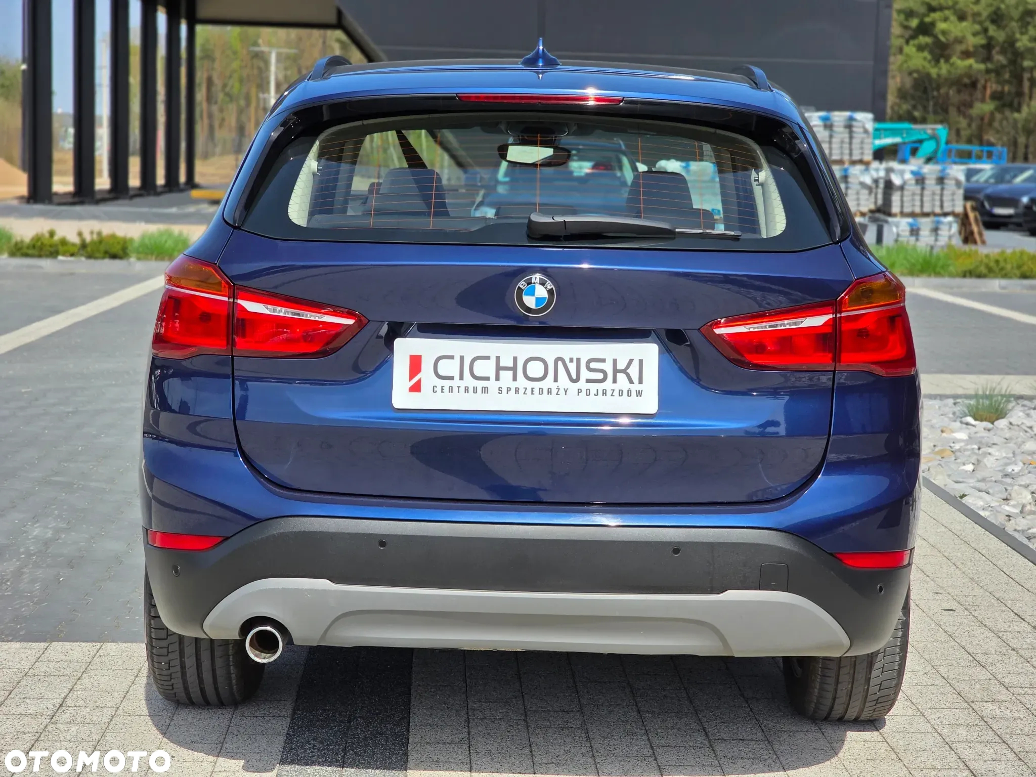 BMW X1 sDrive16d Sport Line - 11