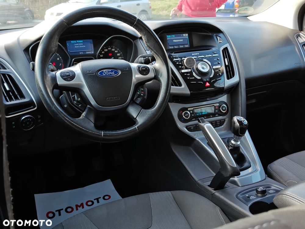 Ford Focus 1.6 EcoBoost Start-Stopp-System Titanium - 6