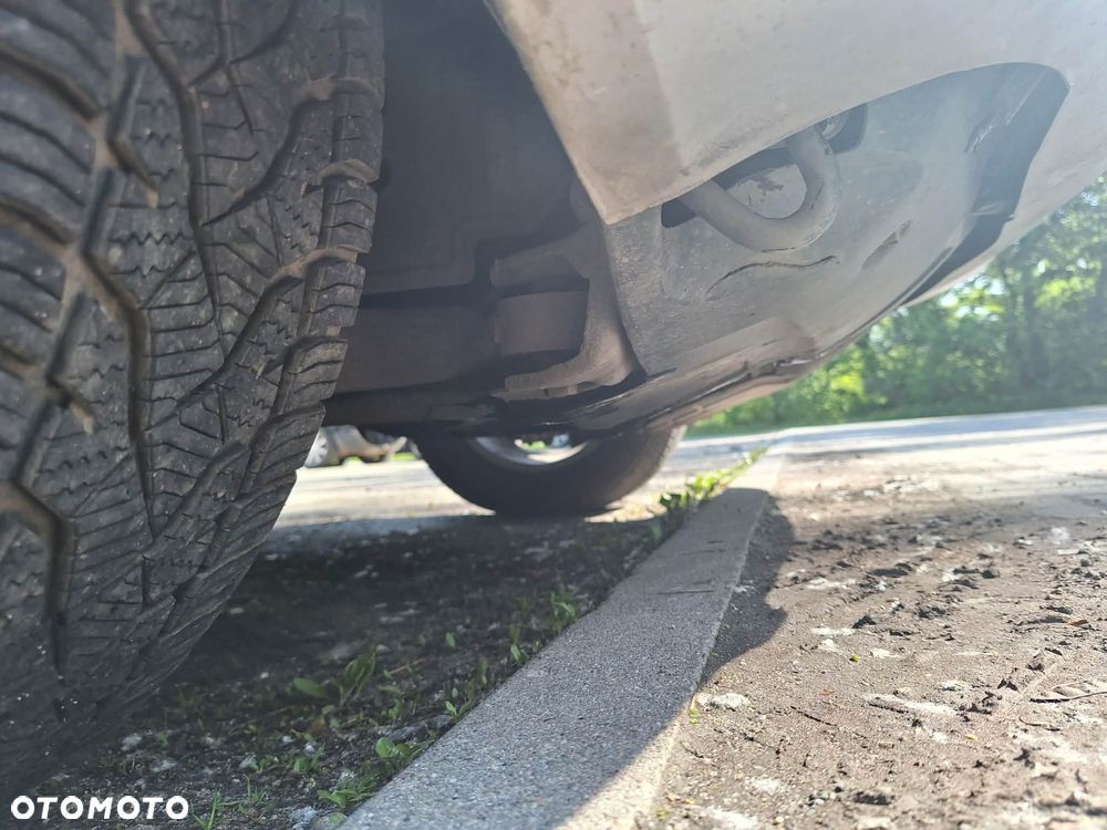 Hyundai Tucson 2.0 Comfort 2WD - 6