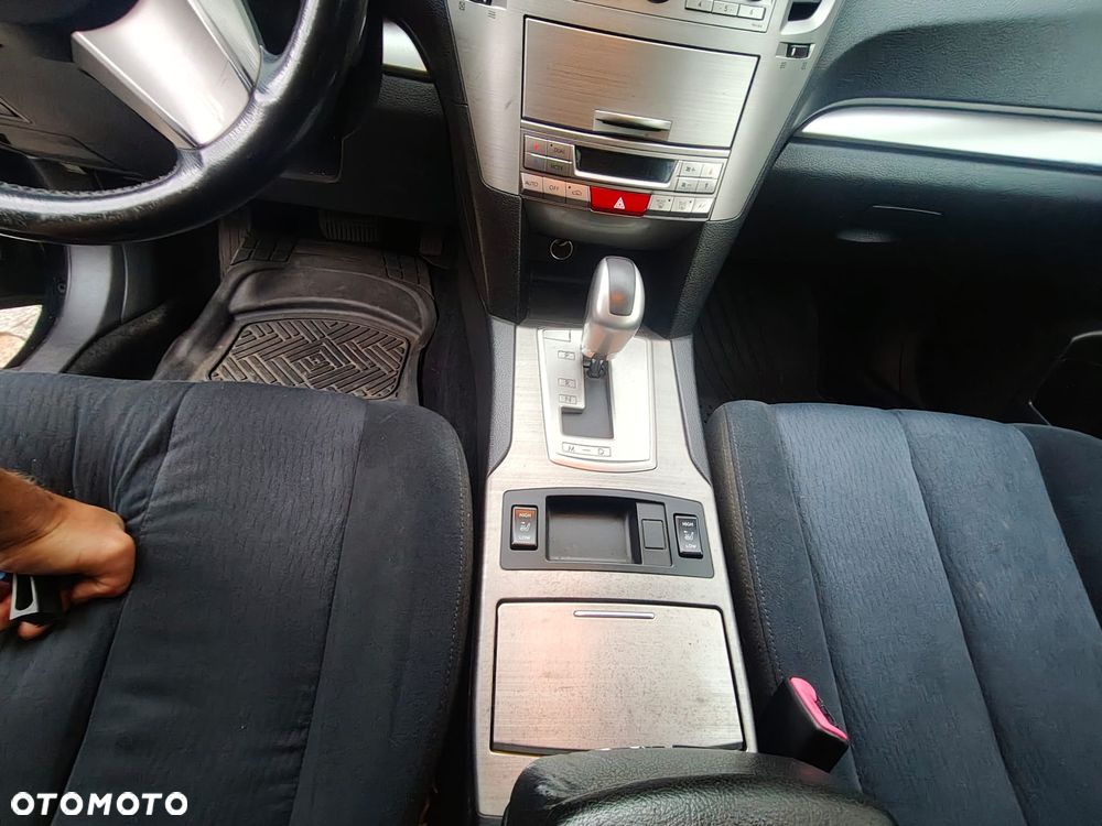 Subaru Outback 2.5i Lineartronic Comfort - 11