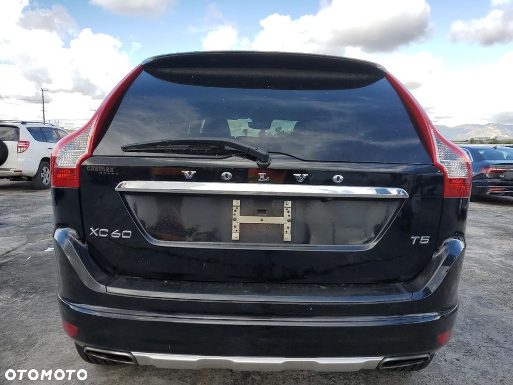 Volvo XC 60 - 6