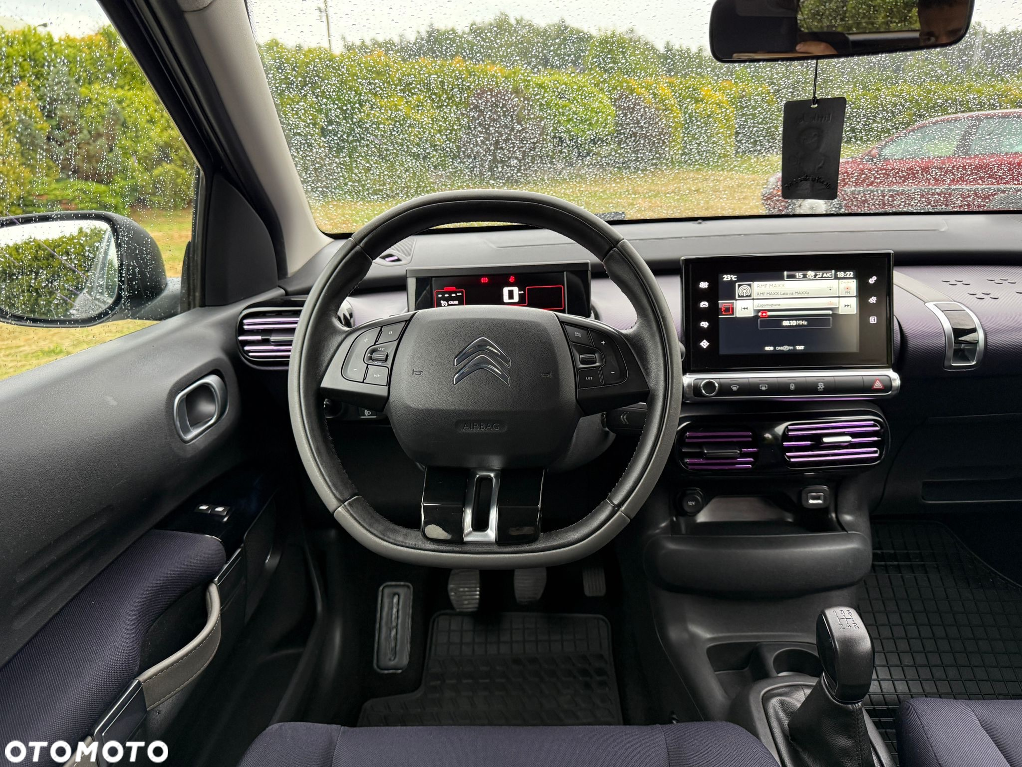 Citroën C4 Cactus 1.2 PureTech Shine S&S - 22