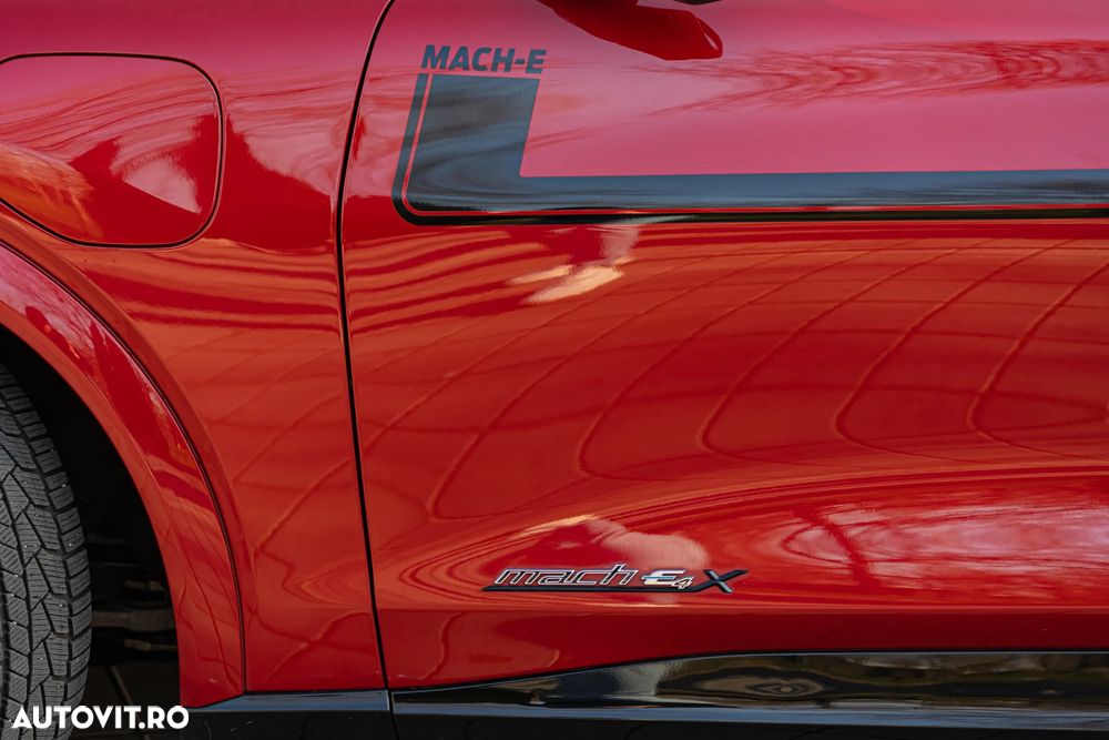 Ford Mustang Mach-E AWD 358 kW GT - 15